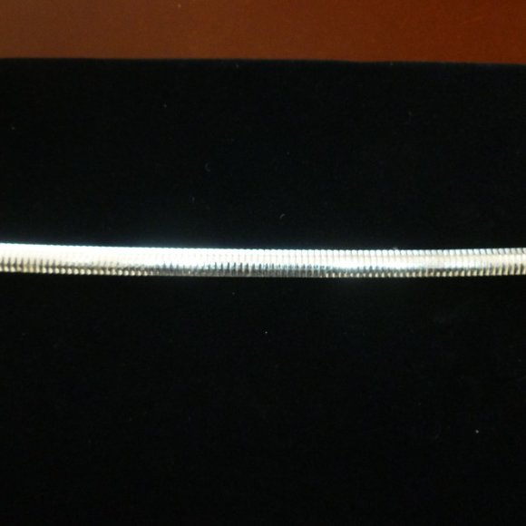 NIB Sterling Silver Flexible Bangle Bracelet Italy - Picture 2 of 6